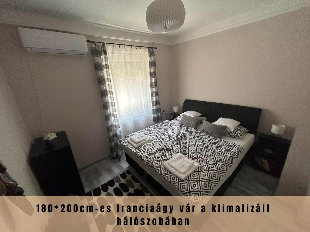 Estina House Villa บาลาตงโบกลาร์ ภายนอก รูปภาพ